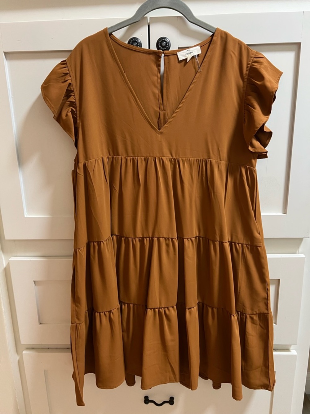 Entro Tiered V-Neck Dress in Rust